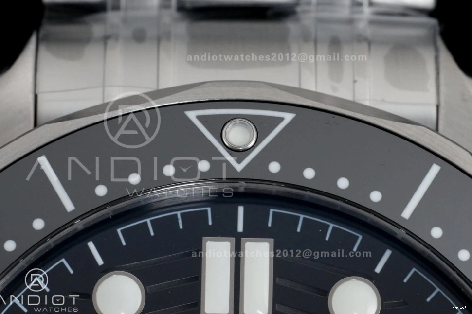 1:1 Edition Black Seamaster Bezel Clone Super Ceramic Asian Dial V4 Best 8800 Diver SS Black On VSF Bracelet 300M 0106